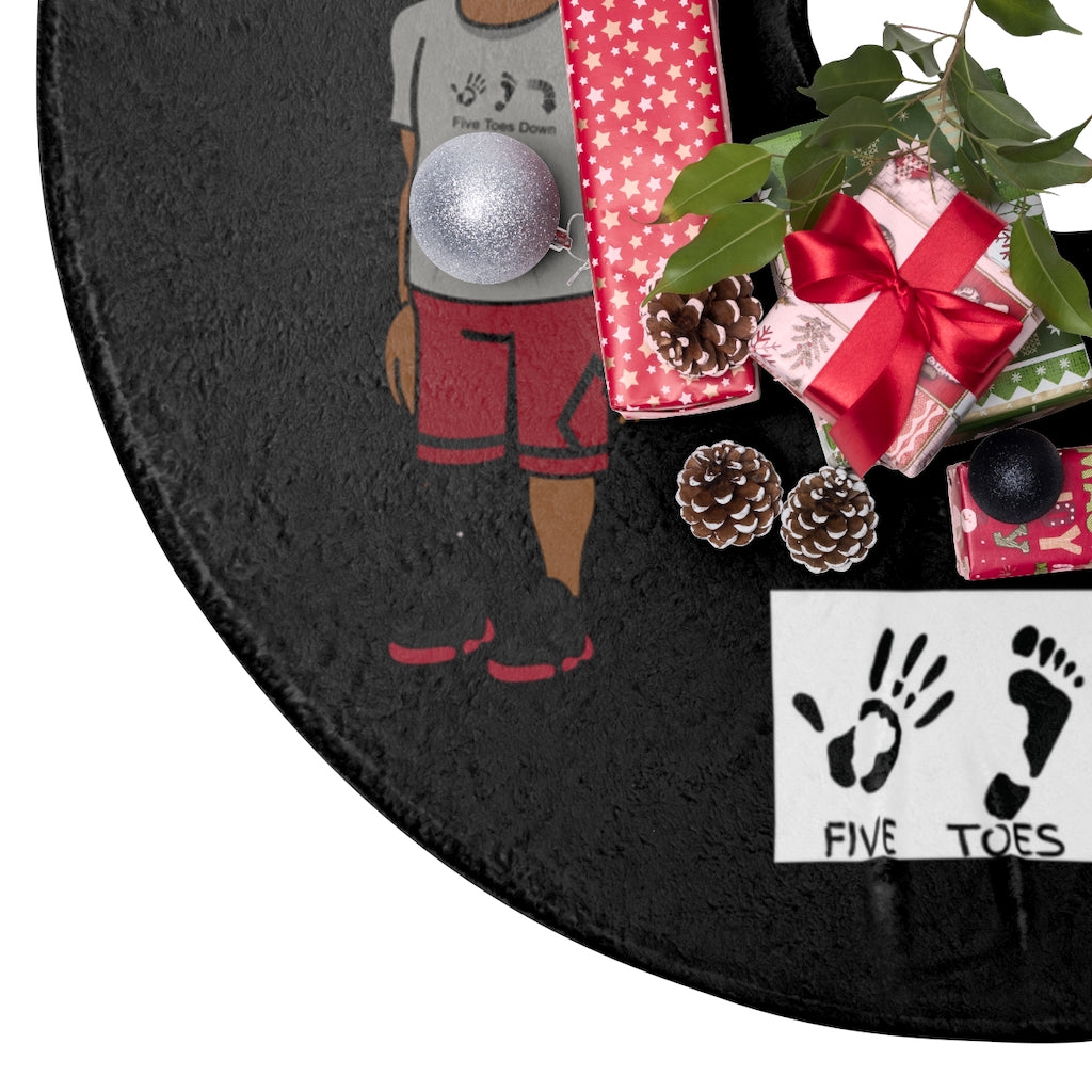 Five Toes Down Christmas Tree Skirts Blk