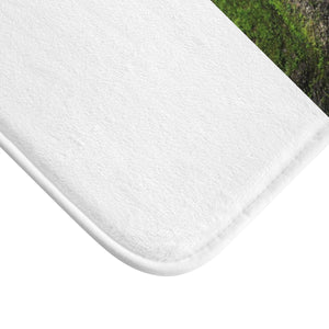 Five Toes Down Waterfall Bath Mat