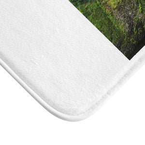 Five Toes Down Waterfall Bath Mat